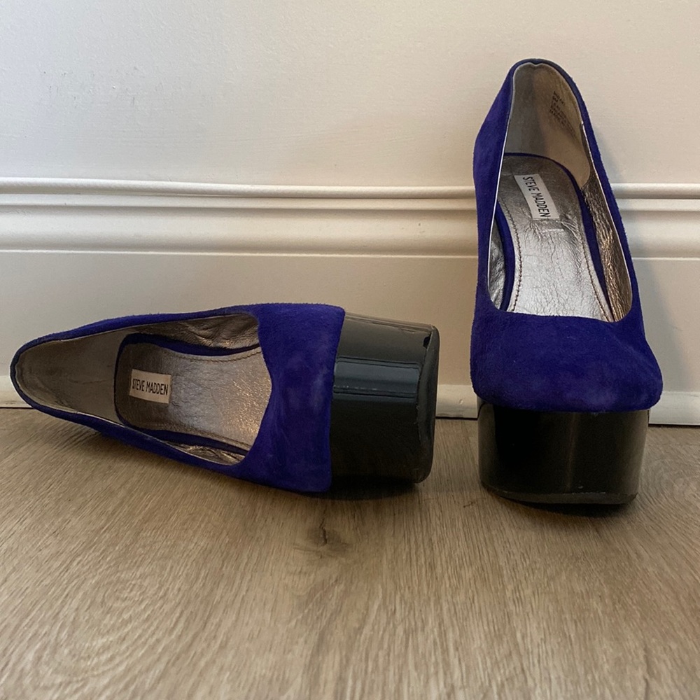 Steve Madden cobalt blue suede platform heels.